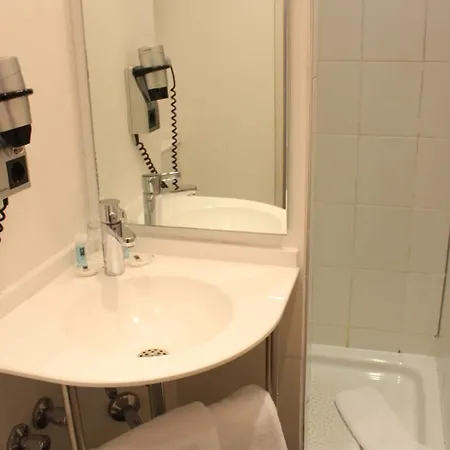 Hotell Admiral Am Zoo Frankfurt am Main