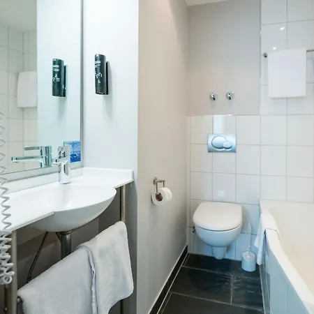 Hotell Admiral Am Zoo 3*