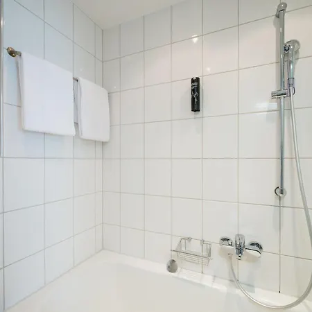 Admiral Am Zoo Hotell