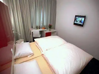 Admiral Am Zoo Hotell