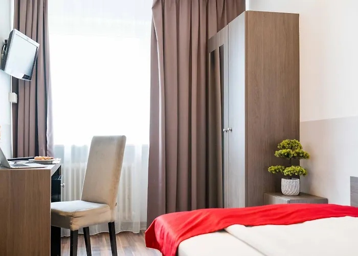 Admiral Am Zoo Hotel 3*