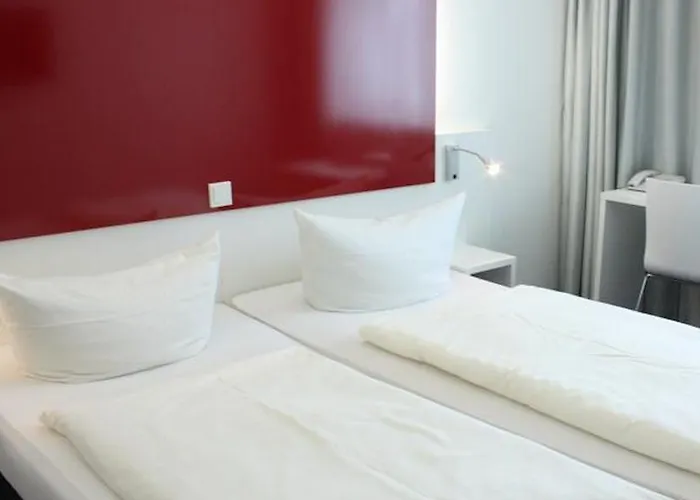 Hotel Admiral Frankfurt City Centre 3*
