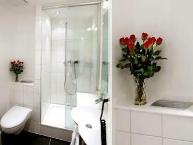 Hotel Admiral Frankfurt City Centre 3*