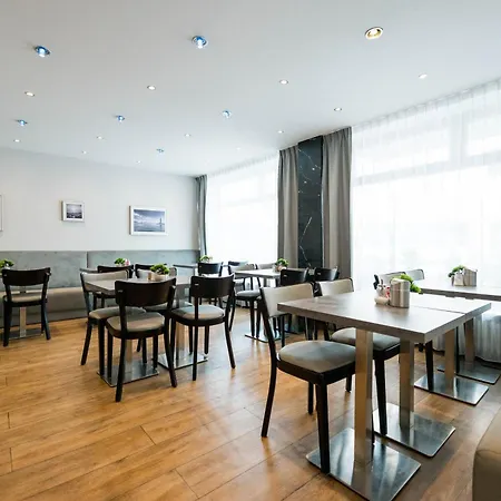 酒店 Admiral Frankfurt Centre 3*