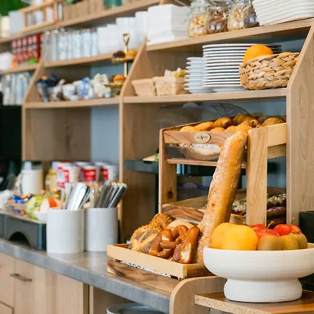 Admiral Am Zoo Szálloda 3*