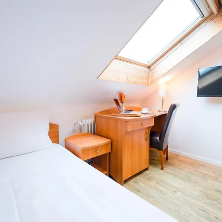 Hotel Admiral Am Zoo 3*