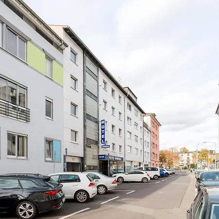 Admiral Am Zoo Hotel 3*